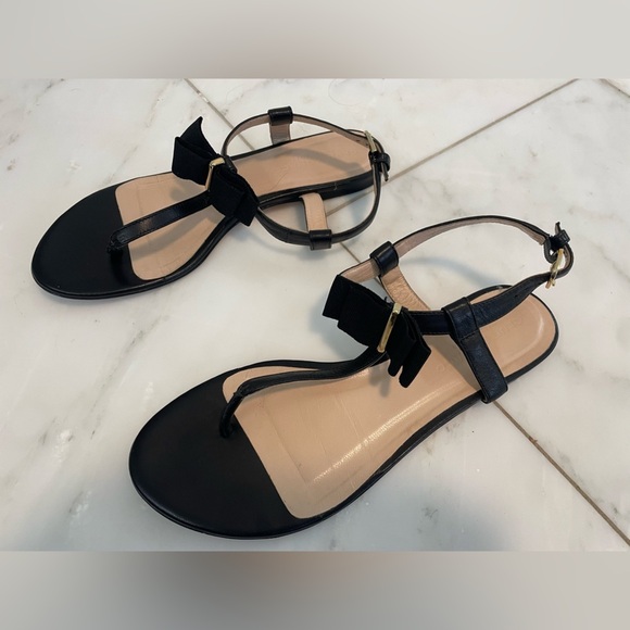 Club Monaco, euro 38 US 7.5, women’s black and tan leather t-strap bow tie flats - Picture 2 of 10